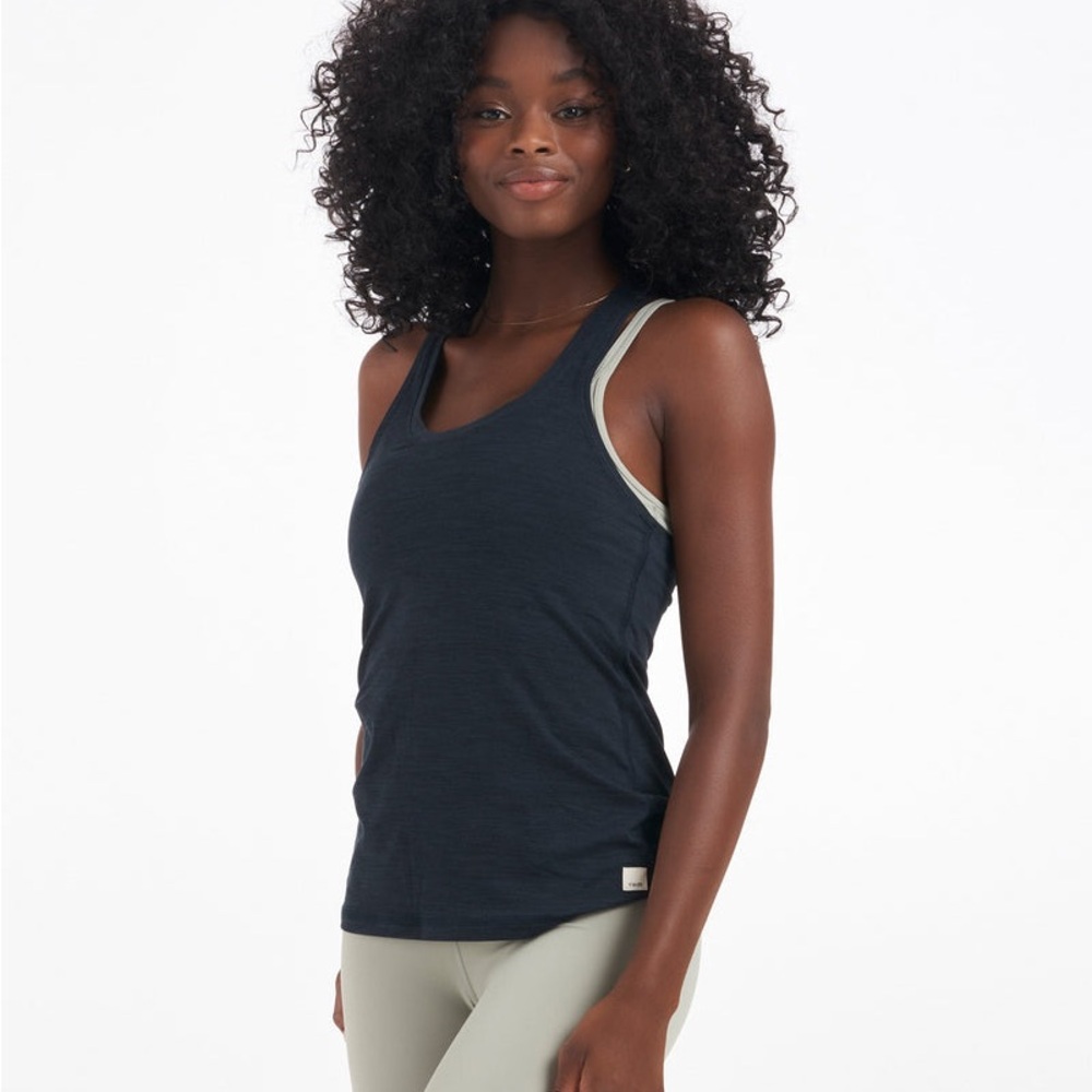Vuori Lux Performance Tank